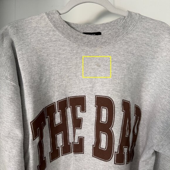 THE BAR • Crewneck x2 (White/Red & Grey/Brown) - Picture 6 of 13